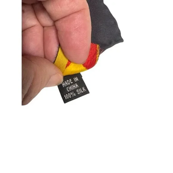 Brighton 100% silk scarf with fashion accessories print size 21” X 21” - Picture 3 of 12